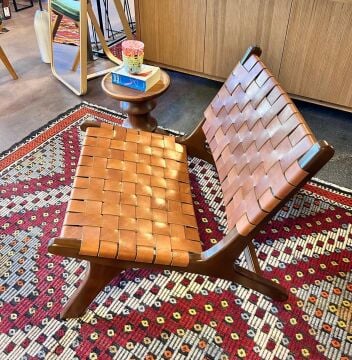 Deri Şeritli Koltuk