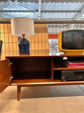 Tv Ünitesi