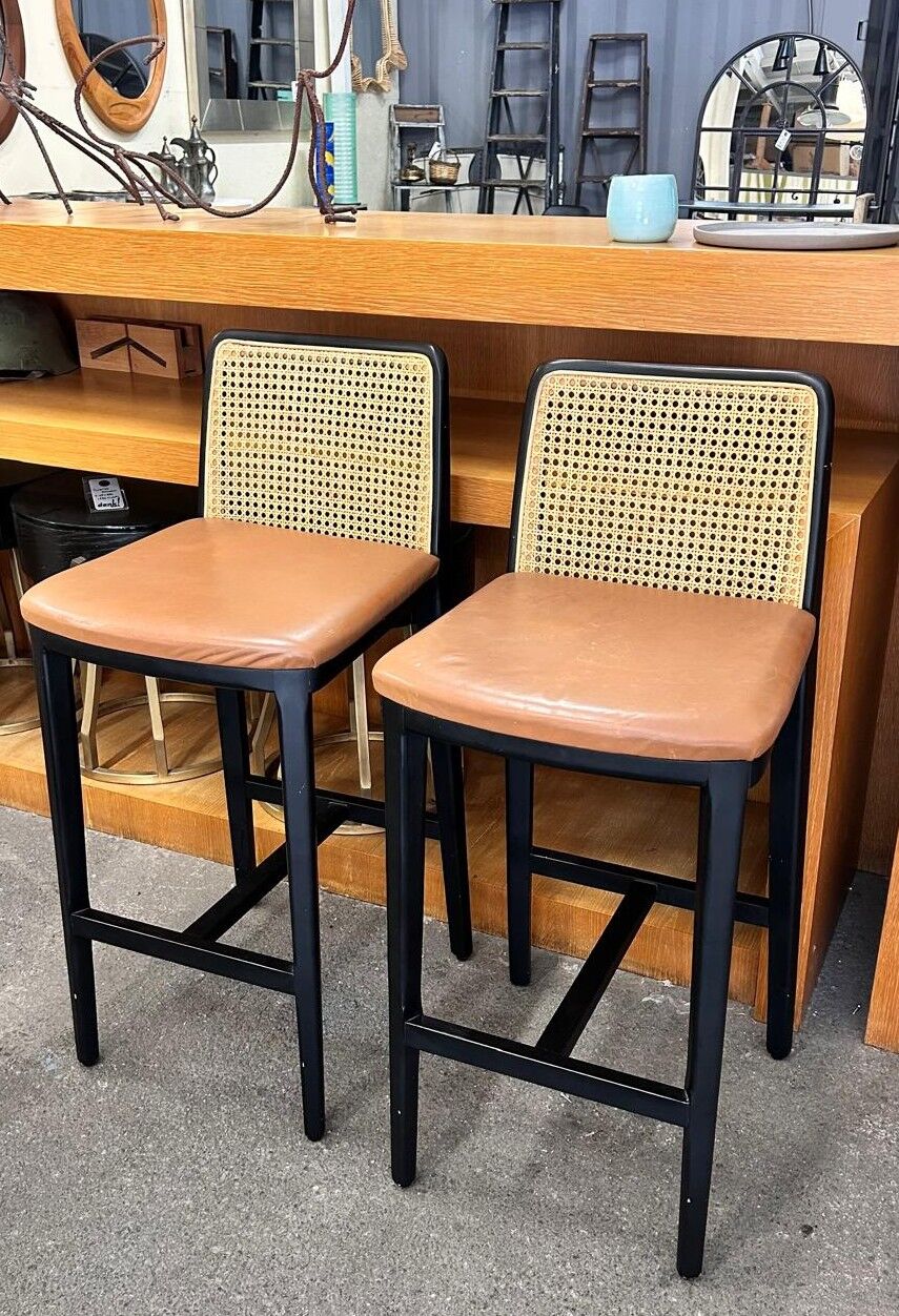 Hazeranlı Bar Sandalyesi