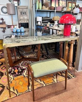 Prinç Ayaklı Mermer Dresuar