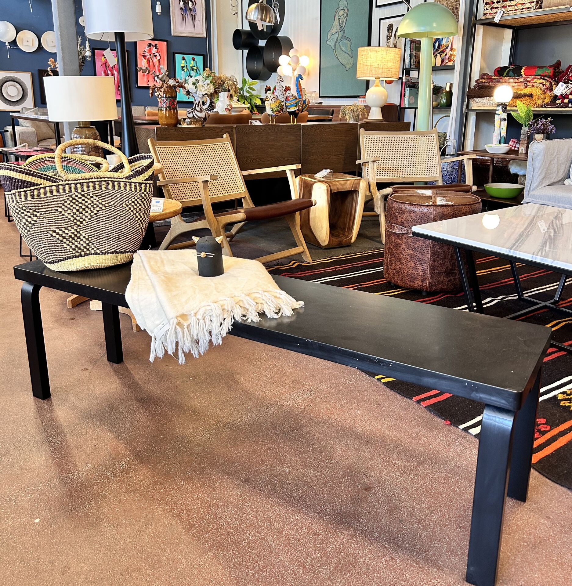 Siyah Bench