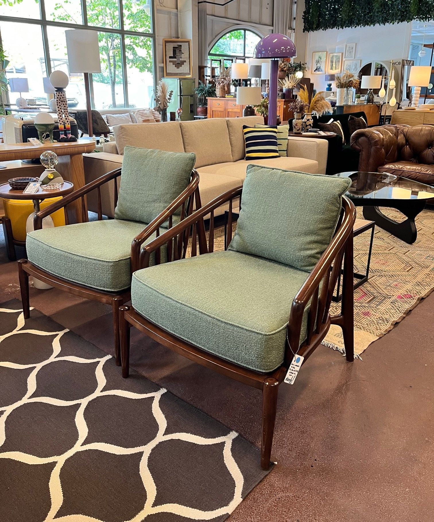 Ceviz Çubuklu Koltuk