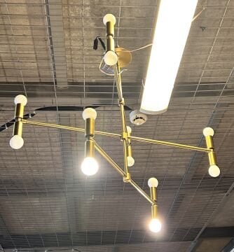 3'Kollu Tavan Lambası