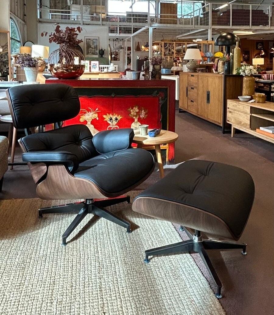Eames Chair & Ottoman