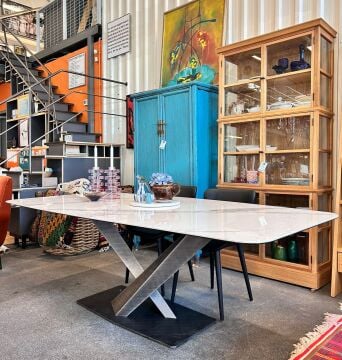 İthal Temperli Cam Üstü Porselen Masa