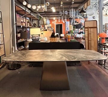 İthal Temperli Cam Üstü Porselen Masa