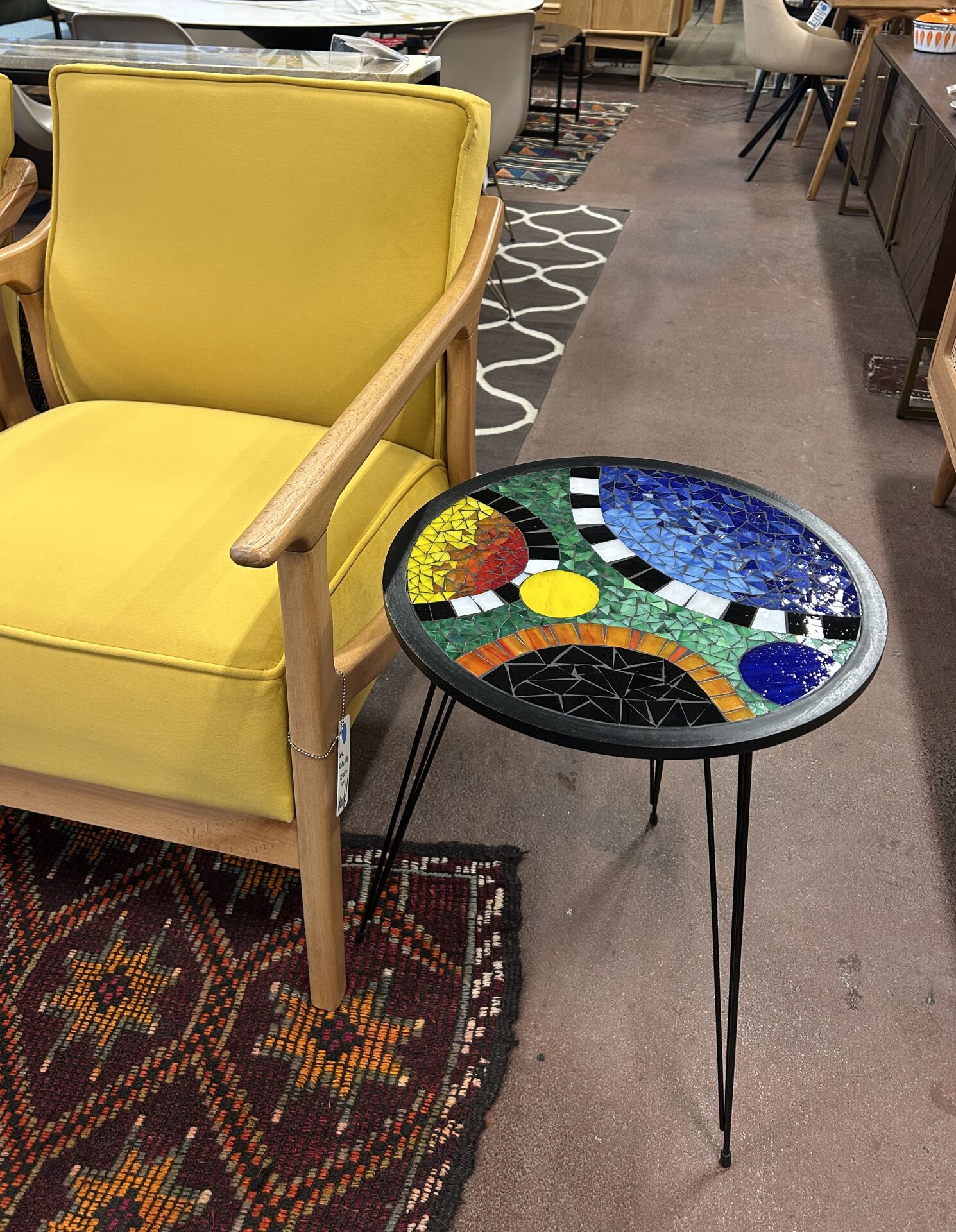 El Yapımı Mozaik Yan Sehpa