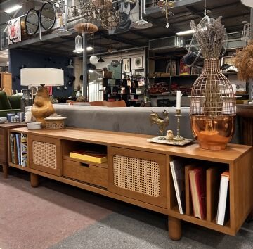 Urbanoloji Hazeranlı Tv Ünitesi