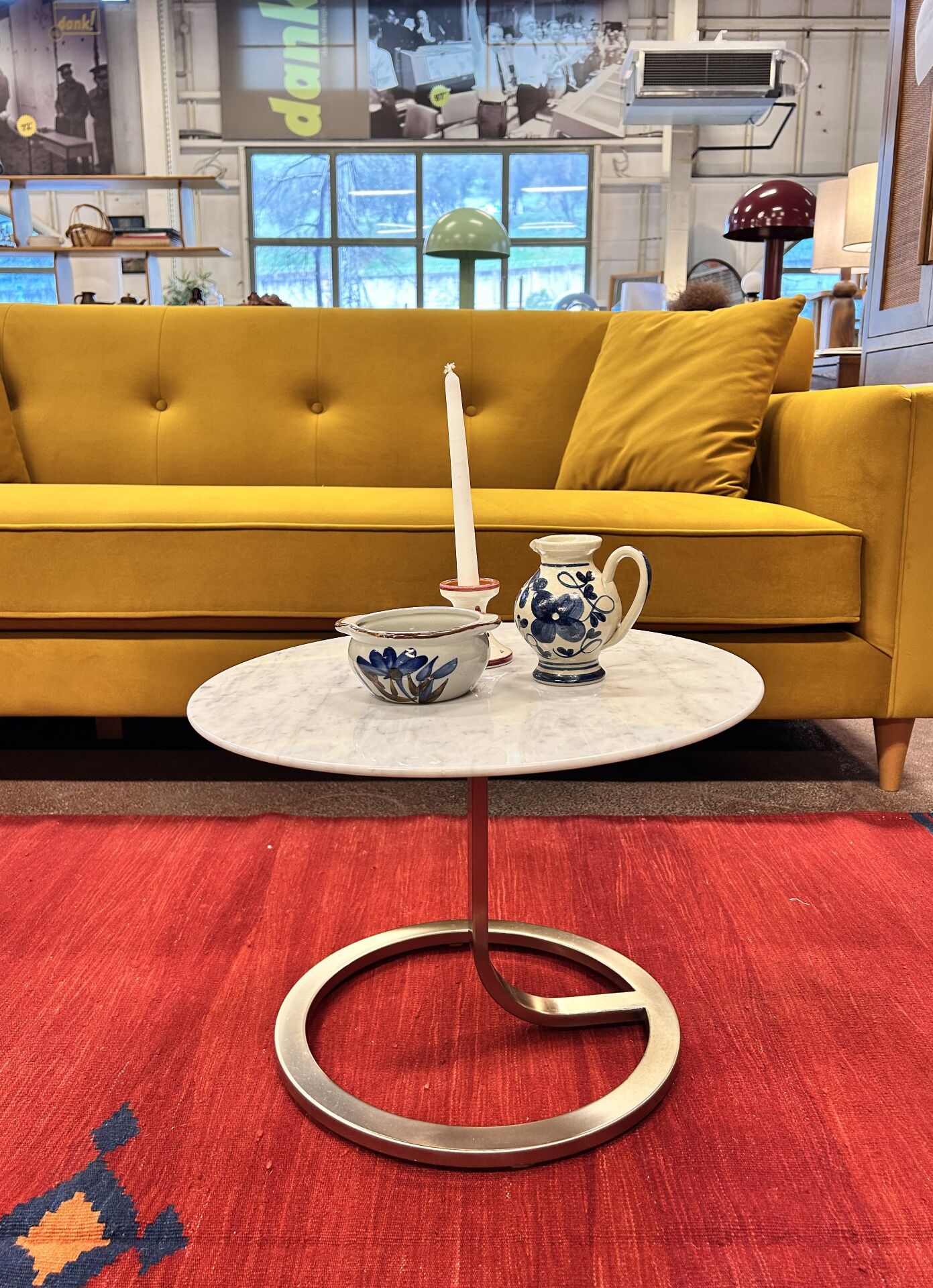 Krom Ayaklı Mermer Yan Sehpa