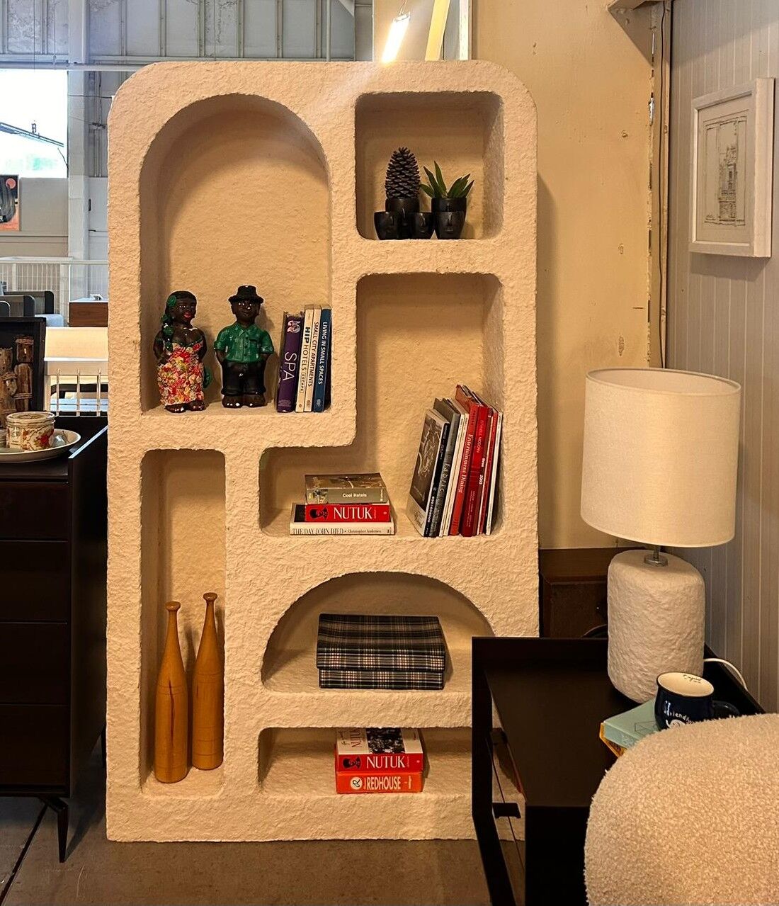 Papier Mache Kitaplık