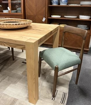 İskandinav Sandalye