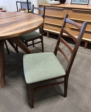 İskandinav Sandalye