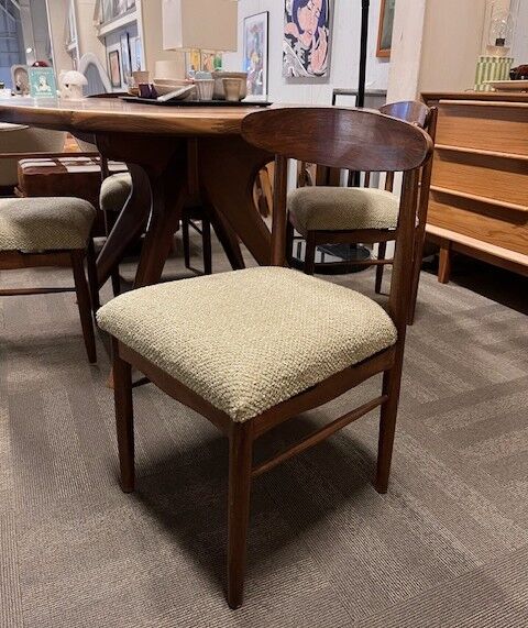 İskandinav Sandalye