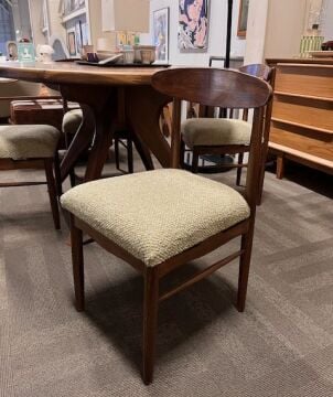 İskandinav Sandalye