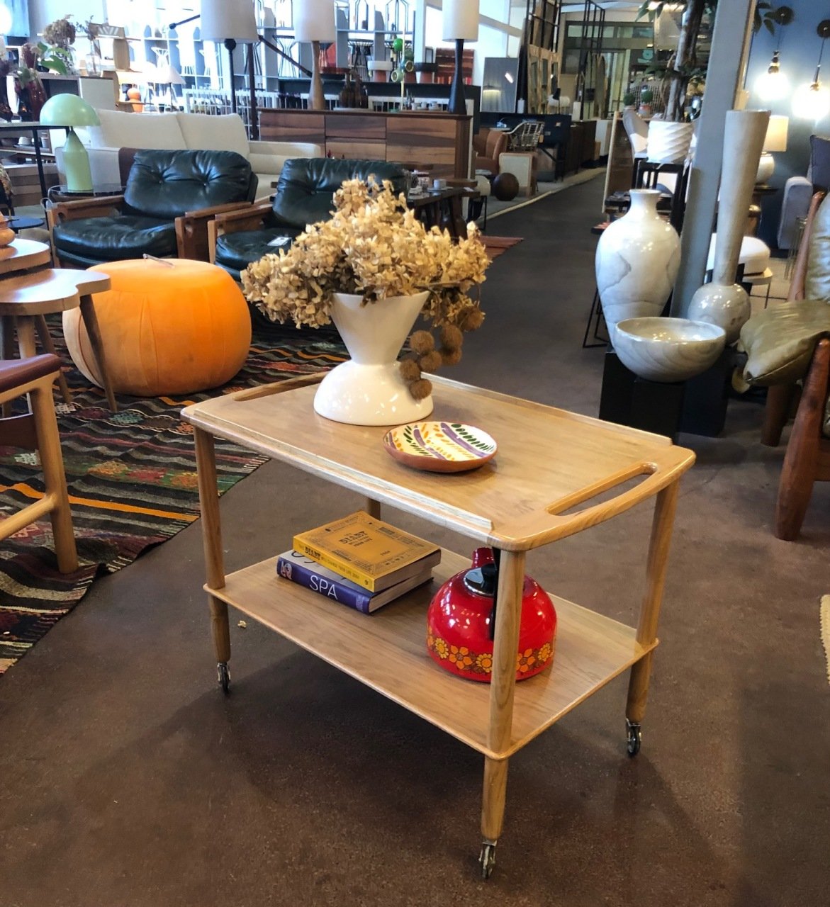 Meşe servis arabası